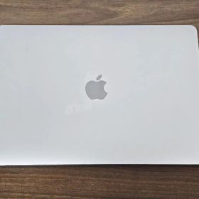 MacBook Air 2020 13インチ M1 1TB A4