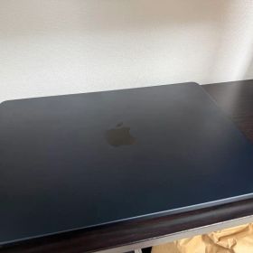 【美品・付属品完備】MacBook Air M2 13インチ 8GB/256GB