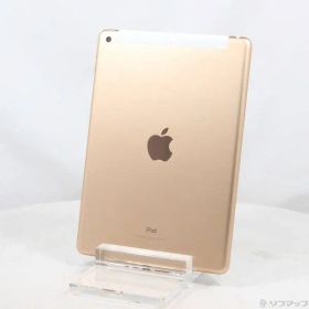 ソフマップ 〔中古品〕 iPad 第6世代 32GB ゴールド NRM02J／A docomoロック解除SIMフリー【377】
