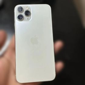 Apple iPhone 11 Pro シルバー 本体 箱付き