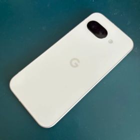 ほぼ未使用 Google Pixel9a 128GB ポーセリン