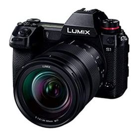 【中古】「非常に良い」パナソニック フルサイズ ミラーレス一眼カメラ ルミックス S1M 標準ズームレンズキット 2420万画素 ブラック DC-S1M-K(ミラーレス一眼)