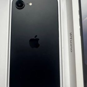 【良品】iPhone 16e ブラック 128GB SIMフリー