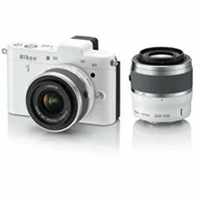 【中古】Nikon ミラーレス一眼カメラ Nikon 1 (ニコンワン) V1 (ブイワン) ダブルズームキット ホワイト N1 V1WZ WH tf8su2k