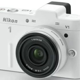 【中古】 Nikon ミラーレス一眼カメラ Nikon 1 (ニコンワン) V1 (ブイワン) 薄型レンズキット ホワイトN1 V1ULK WH
