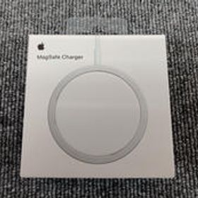 未開封・未使用品MAGSAFEチャージャー MHXH3AM/A APPLE