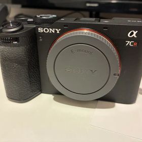 【超美品】SONY α7CR ミラーレス一眼カメラ アクセサリーキットセット