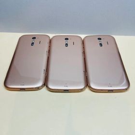 ドコモ らくらくスマートフォン F-01L ゴールド3台セット