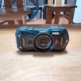 RICOH 防水デジタルカメラ WG-40 ブラック 【動作確認済】