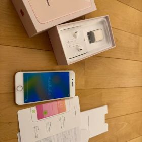 iPhone 8 64GB SIMフリー ゴールド 付属品あり