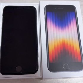Apple iPhone SE (第3世代) ブラック 本体