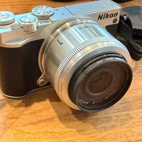 Nikon J5 ミラーレス一眼 ダブルレンズキット 単焦点レンズ