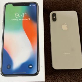 美品 Apple iPhone X 64GB