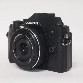 【中古】(オリンパス) OLYMPUS OM-D E-M10 MARKIII+14-42/3.5-5.6 EZ ブラック