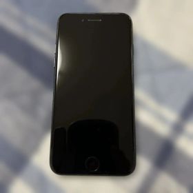 Apple iPhone 7 ブラック