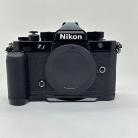 Nikon Zf 美品 シャッター約1700回 元箱 保障残 BT2個