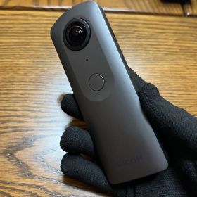 【コンビニ支払いの方はご遠慮ください】RICOH THETA V 360度カメラ