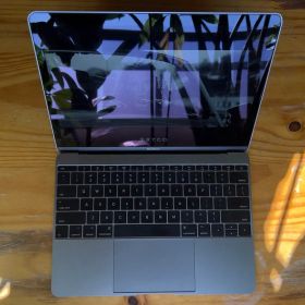 MacBook 12インチ2017 充放電回数73回
