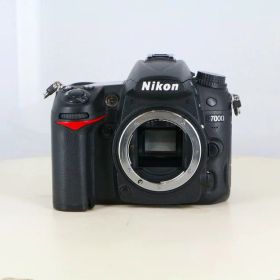 【中古】 (ニコン) Nikon D7000 ボディ【中古カメラ デジタル一眼】 ランク：B