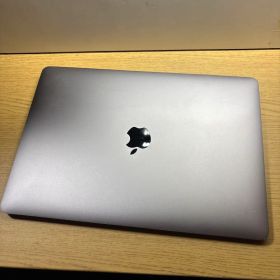 MacBook Air i5 13インチ16GB 512GB 2020