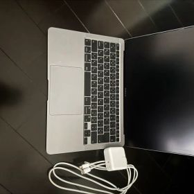 訳あり Apple MacBook Air (M1, 2020) 本体 シルバー