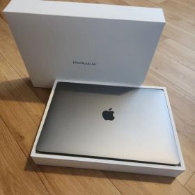 macbook air m1 2020 8GB 256GB
