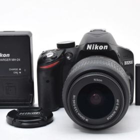 ★美品★ 《シャッター数 10.571回》Nikon ニコン D3200 AF-S DX 18-55mm レンズセット デジタル一眼レフ #K881
