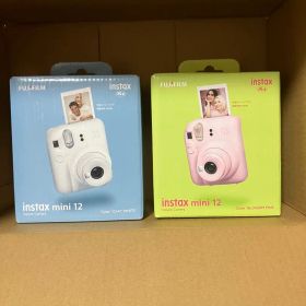 Fujifilm instax mini 12 2色セット値下げ不可