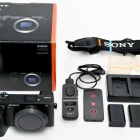 美品 SONY α6500 ミラーレスカメラ 本体 （リモコン付き）