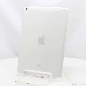 ソフマップ 〔中古品〕 iPad 第6世代 32GB シルバー MR6P2J／A docomoロック解除SIMフリー【349】