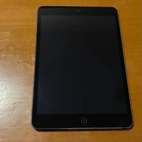 Apple iPad Mini 第２世代 16G WiFiモデル 本体 シルバー