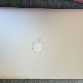 Apple MacBook Air 13インチ シルバー 2015
