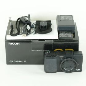 [並品 | ミニ外部ビューファインダー GV-2付] RICOH GR DIGITAL IV | コンパクトデジタルカメラ