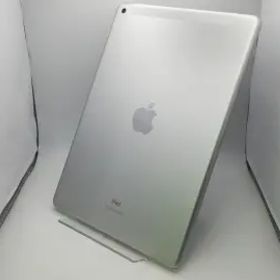 【中古】Apple au 【SIMロック解除済み】 iPad（第8世代/2020） 32GB シルバー MYMJ2J/A【新宿】保証期間１ヶ月【ランクB】