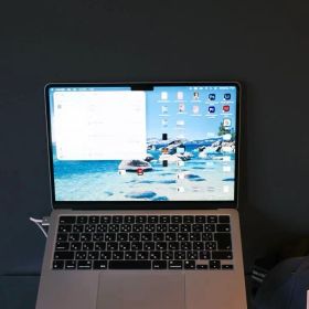 Apple MacBook Air M2 + 付属品あり