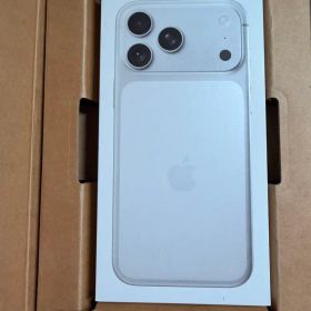新品未開封 iPhone17 Pro Max シルバー 512GB
