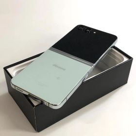 【美品】Galaxy Z Flip5 256GB｜SIMフリー｜SC-54D