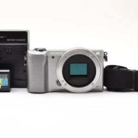 超美品 ソニー α5000 ミラーレスデジタルカメラボディ シルバー Sony