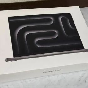 MacBook M3Pro スペースグレー本体