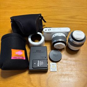 Nikon 1 J1 ホワイト ミラーレスカメラ
