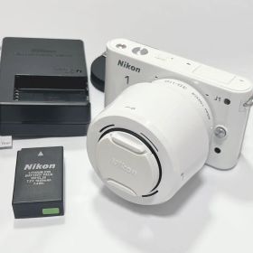 【美品】Nikon 1J1 ミラーレス一眼カメラ