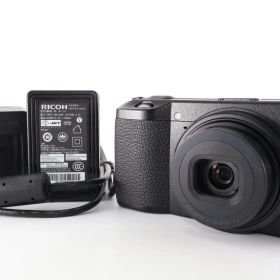 《 ショット数8402 回》RICOH (リコー) GR III ブラック コンデジ