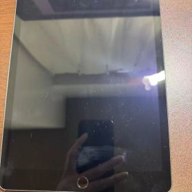 Apple iPad 第７世代 128GB