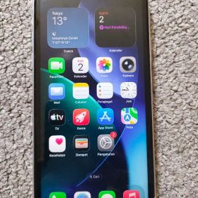 Apple iPhone 11 ホワイト 本体
