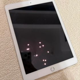 iPad (第5世代) Wi-Fi + Cellular 128GB A1823