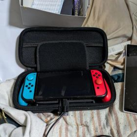 Nintendo Switch 本体 青/赤 Joy-Con
