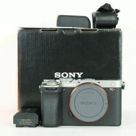 [美品 | シャッター数1,500回] SONY α7C R（ILCE-7CR） [ボディ シルバー] | SONY Eマウント