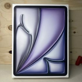 【美品】iPad Air 13インチ128GB MCNH4J/A 76565