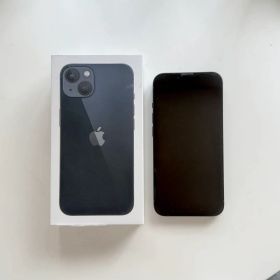 Apple iPhone 13 ミッドナイト 本体