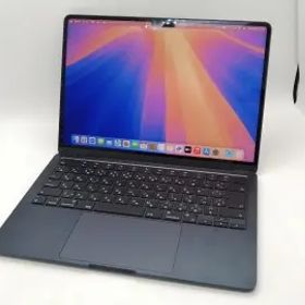 【中古】Apple MacBook Air 13インチ CTO (M2,2022) ミッドナイト M2(CPU:8C/GPU:8C)/16G/512G/30W AC【秋葉2号】保証期間１ヶ月【ランク